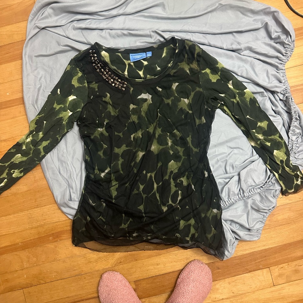 Simply Vera Vera Wang Green and Black Top
